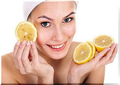 Woman with lemon slices