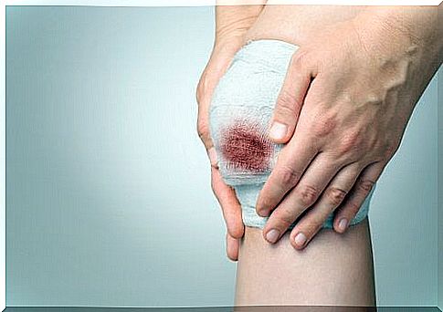 Wounds have difficulty healing when you have a weak immune system.