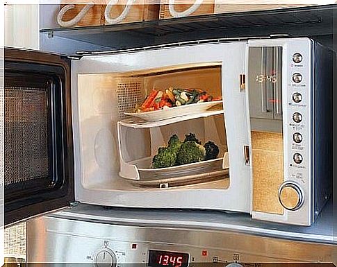 9 amazing tricks that your microwave has up its sleeve