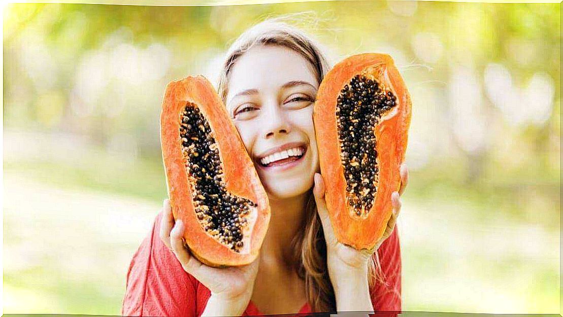 woman with papaya