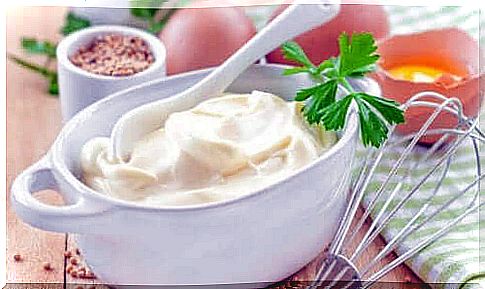 Homemade mayonnaise in bowl