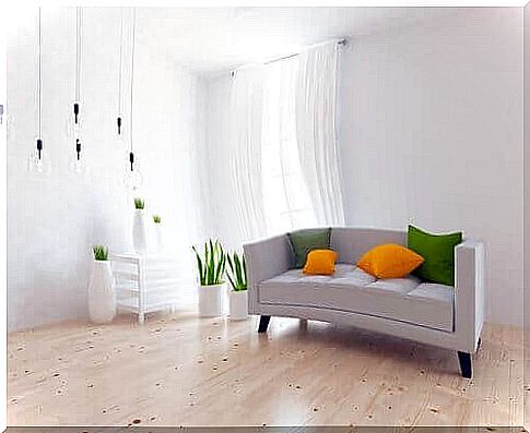 Bright room with white, yellow and green colors