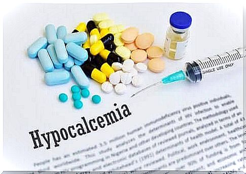 Symptoms of hypocalcaemia and treatment