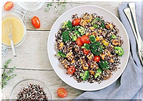 Quinoa helps tone the buttocks, thighs and hips