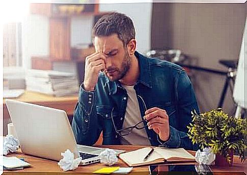 Man in office takes to head due to holiday blues